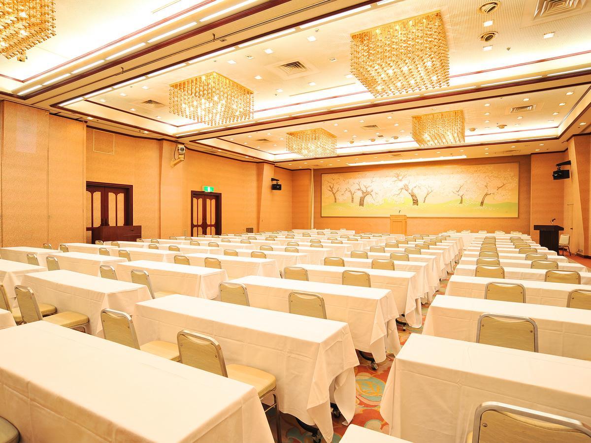 Niigata Toei Hotel Экстерьер фото